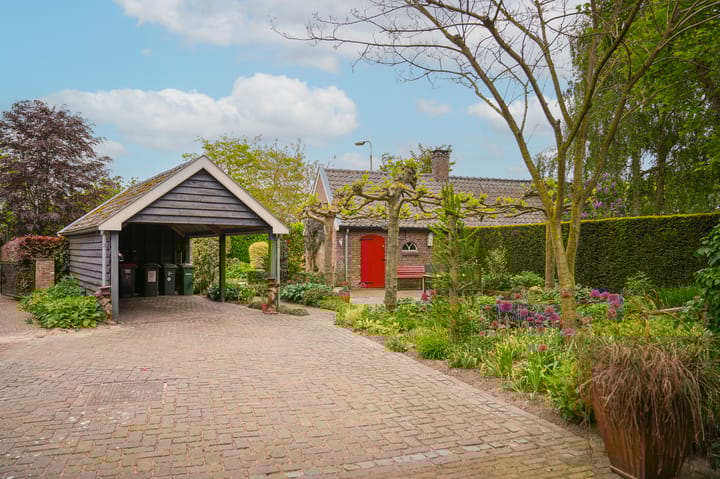 Foto 37 van de Tuut 2