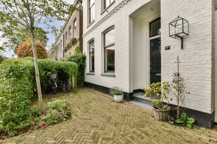 Foto 19 van Raadhuislaan 7