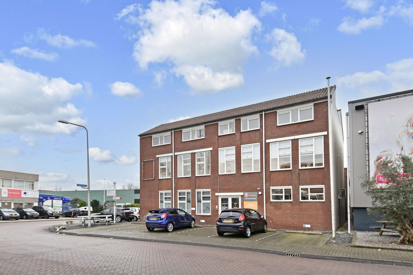 Bekijk foto 3 van Industriestraat 23