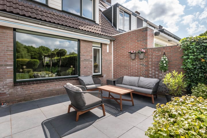 Foto 15 van Beatrixplantsoen 7