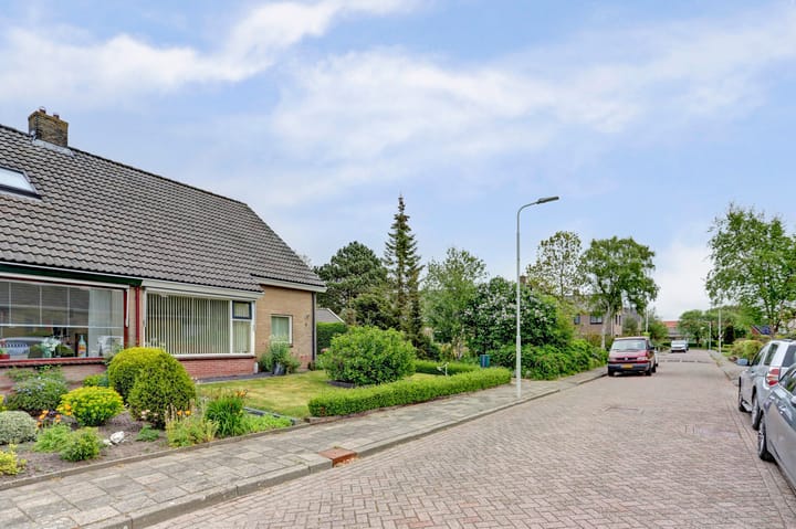 Foto 23 van Julianalaan 8