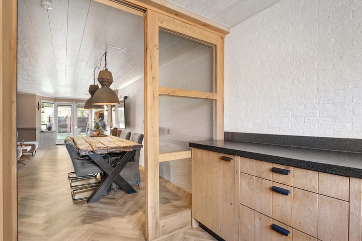 Foto 15 van Ribesstraat 26