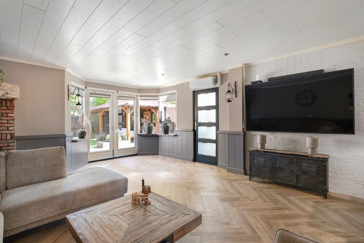 Foto 21 van Ribesstraat 26