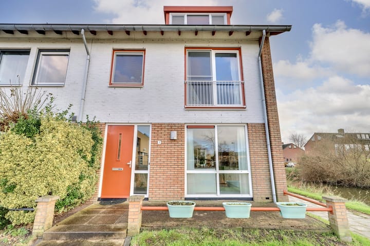 Foto 10 van H. Bierlingstraat 1