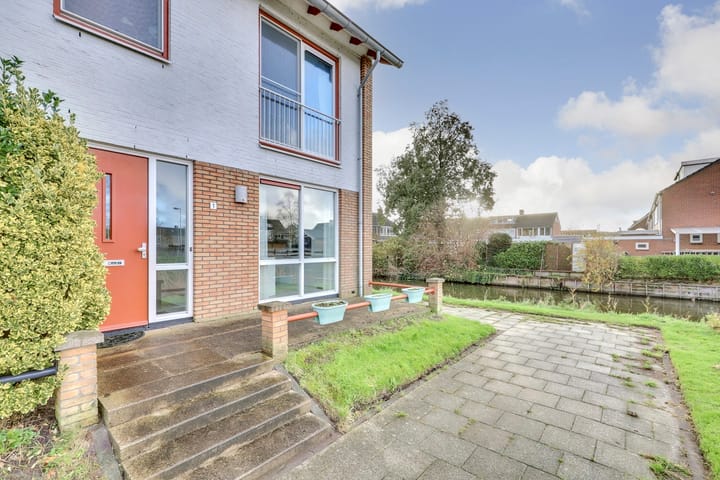 Foto 8 van H. Bierlingstraat 1