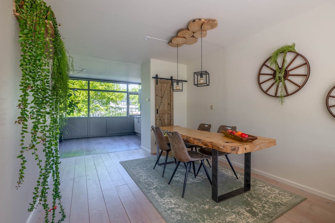 Photo 17 of Merwedelaan 25