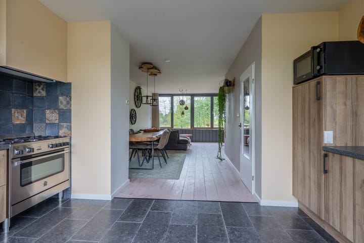 Foto 21 van Merwedelaan 25