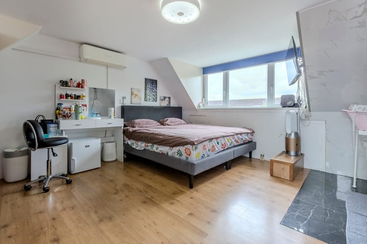 Foto 25 van Meerland 66