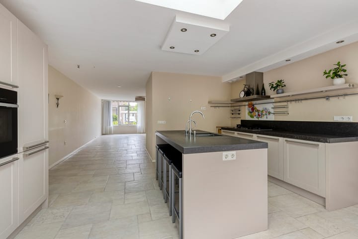 Foto 14 van Troubadour 148