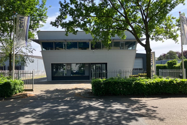 Ericssonstraat 32, Rijen