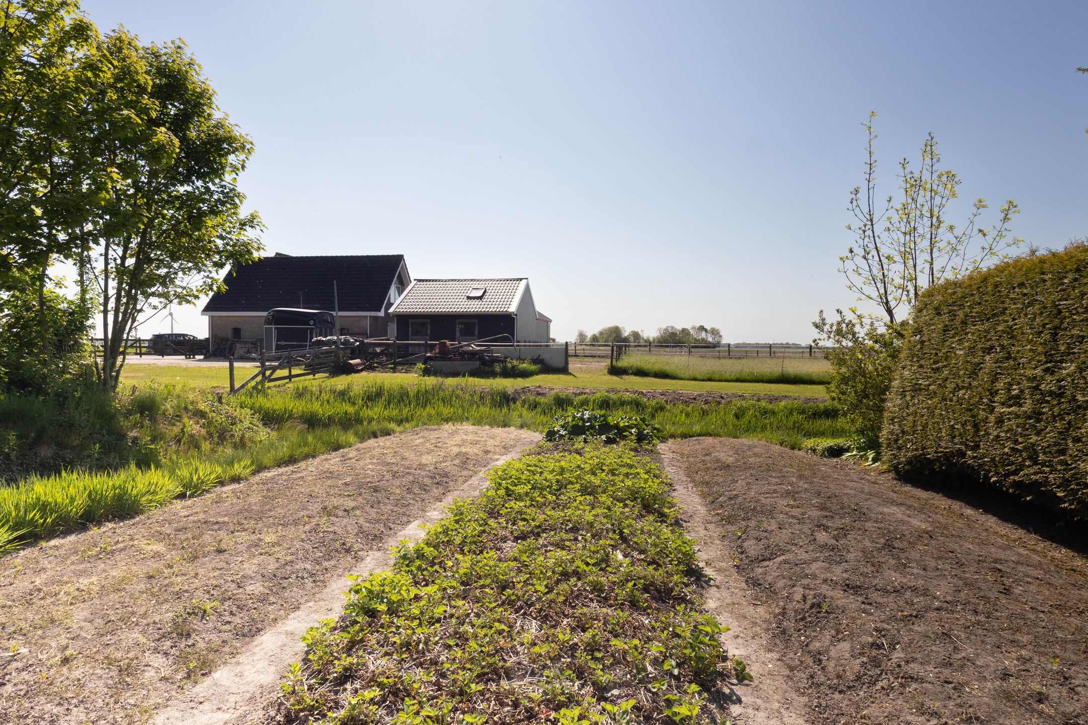 Photo 36 of Menamerdyk 2