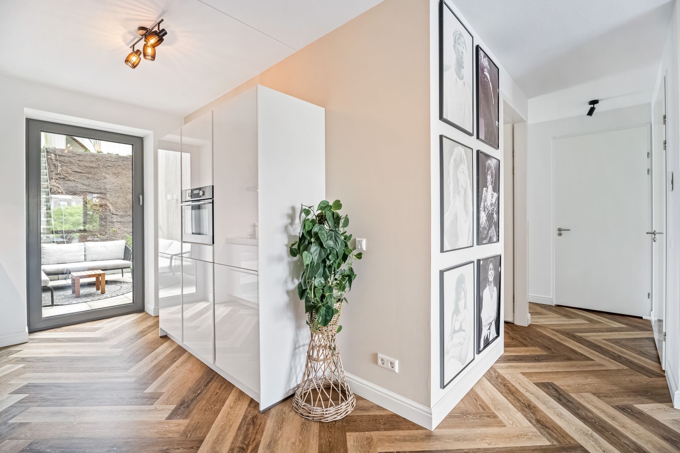 Foto 12 van Eemlaan 35