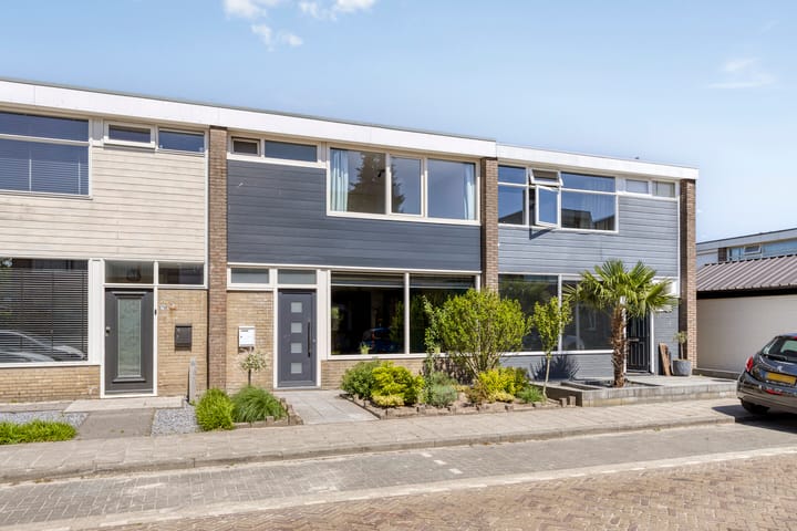 Foto 36 van De Genestetstraat 31