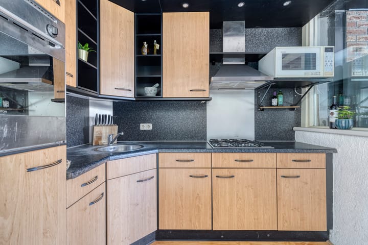 Foto 16 van De Genestetstraat 31