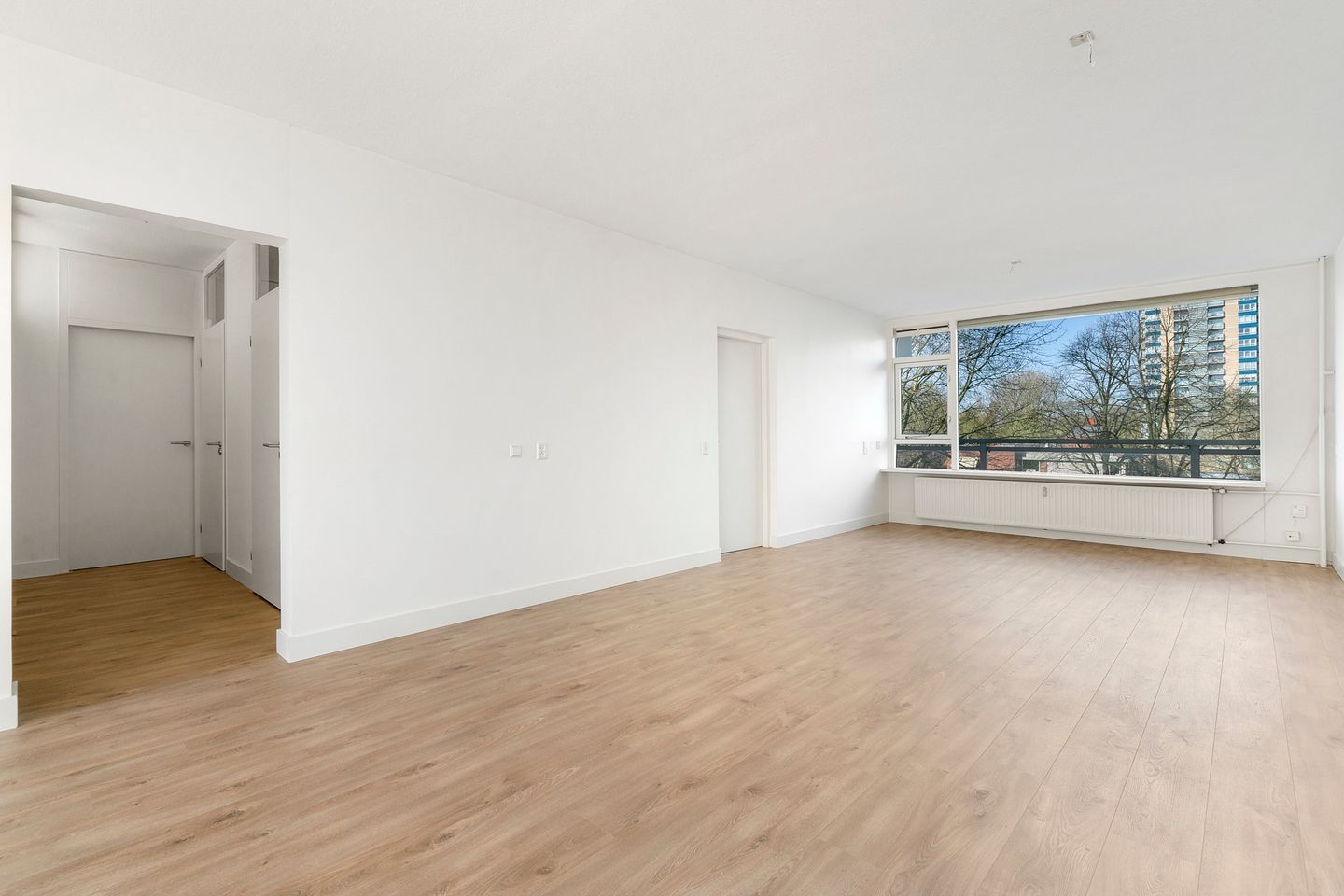 Photo 4 of Laan van Parijs 16