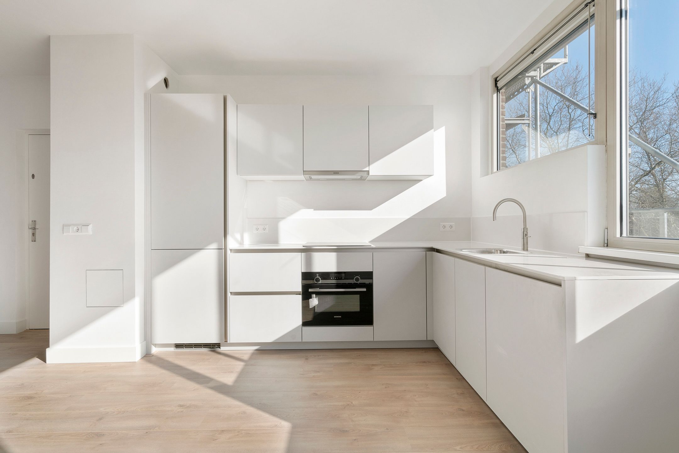 Photo 9 of Laan van Parijs 16