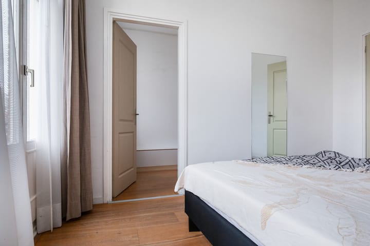 Foto 16 van Eerste Helmersstraat 57-3