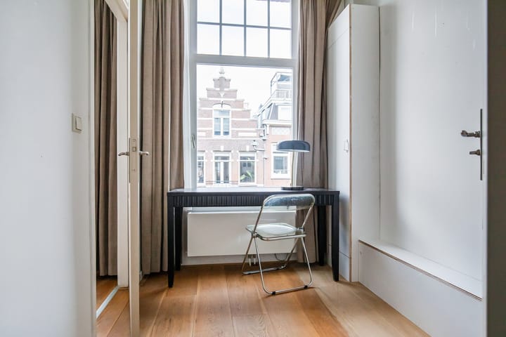 Foto 18 van Eerste Helmersstraat 57-3