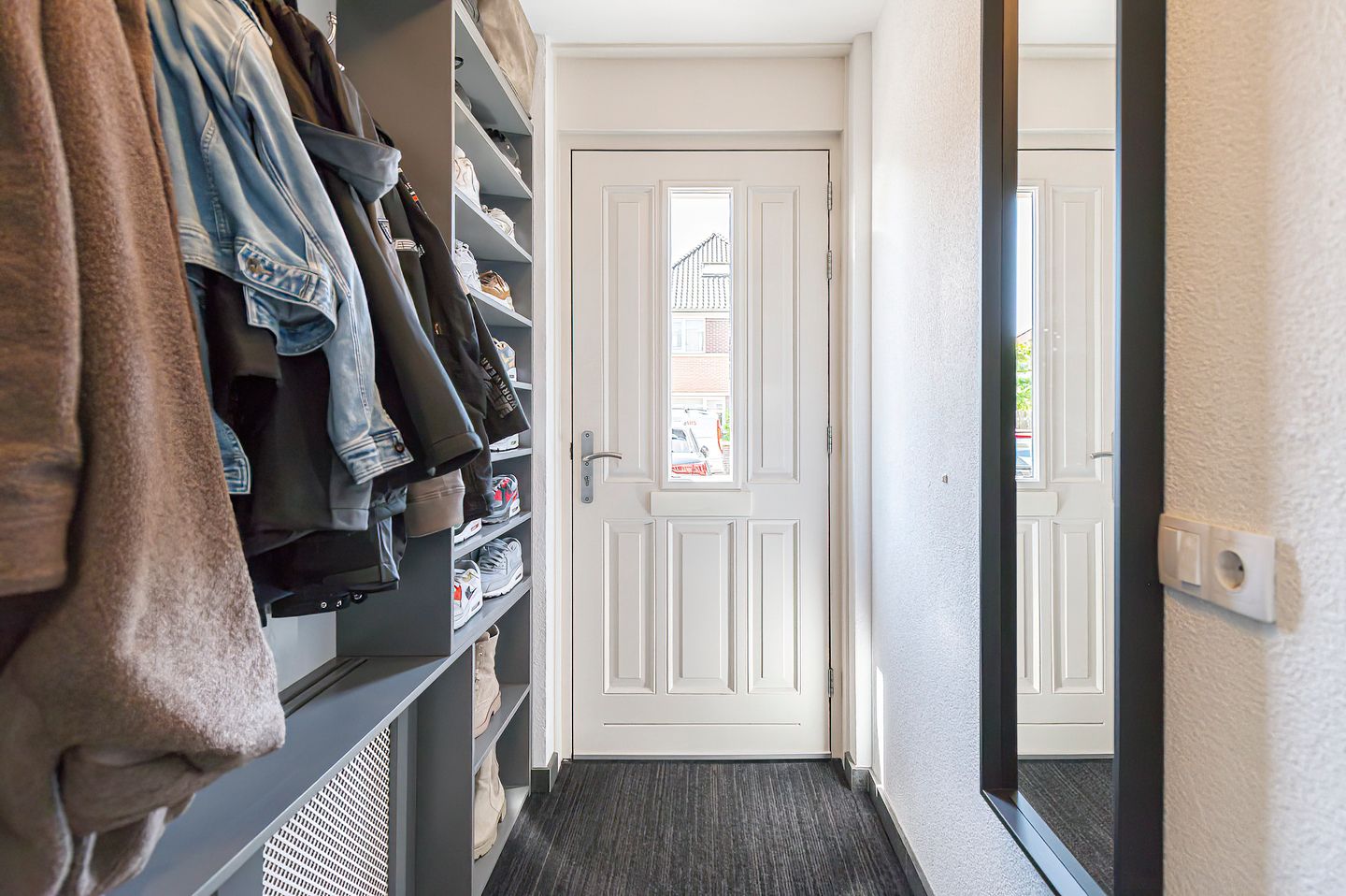 Foto 4 van Romulus 142