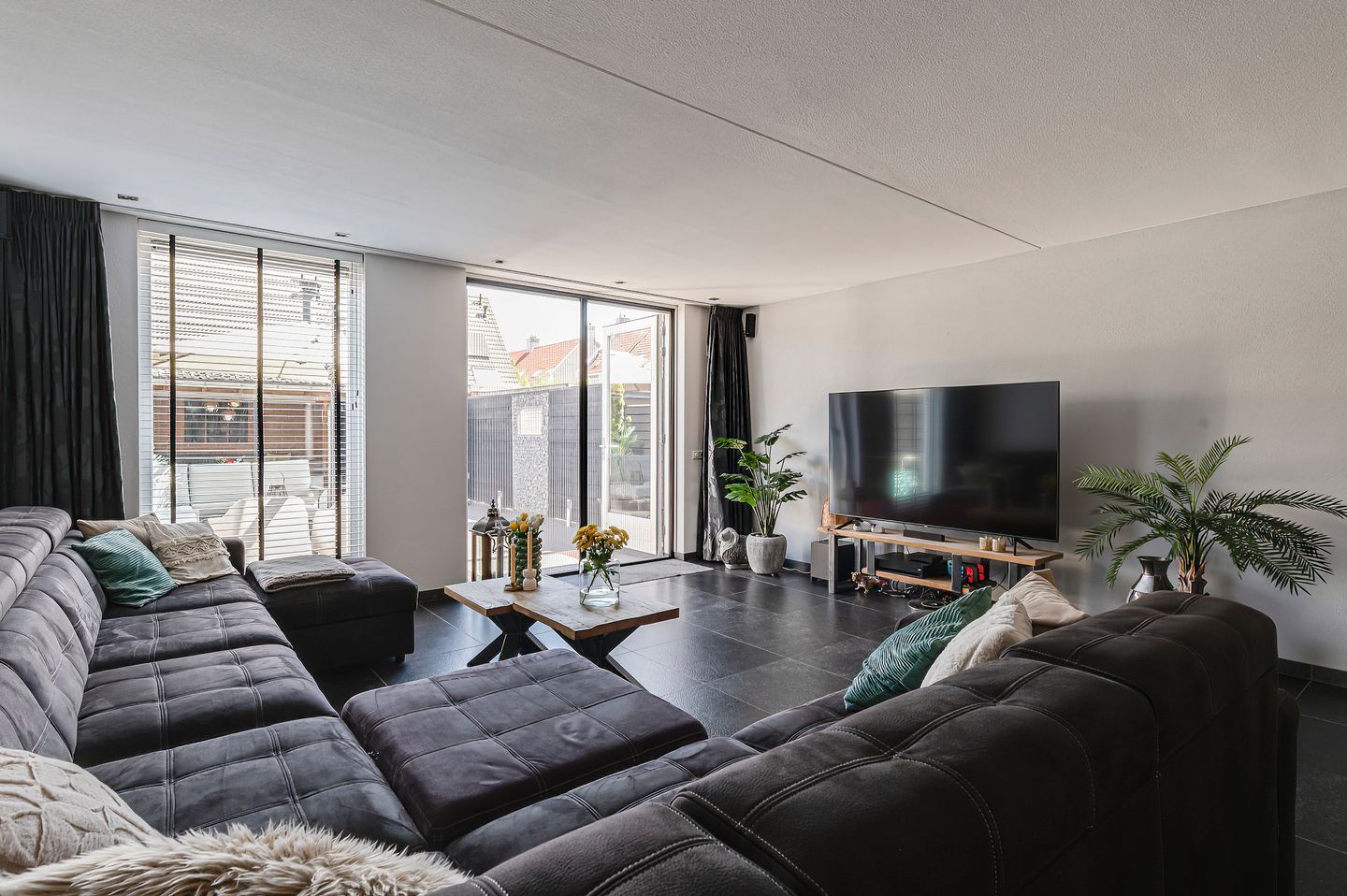 Foto 10 van Romulus 142