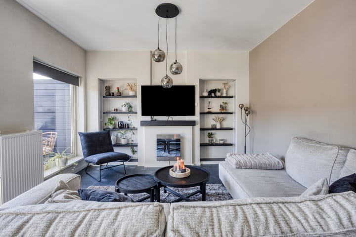 Foto 18 van Professor Regoutstraat 7