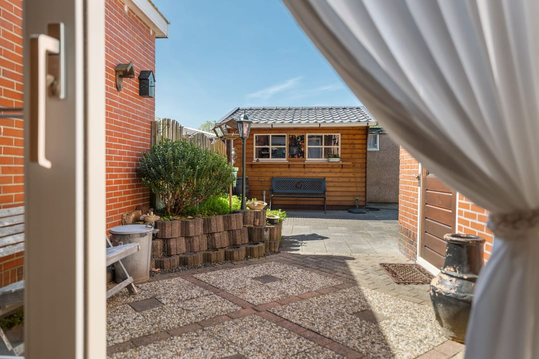 Foto 11 van van Linschotenstraat 28