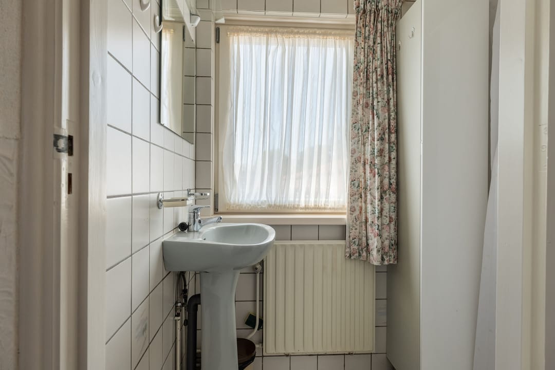 Foto 23 van van Linschotenstraat 28