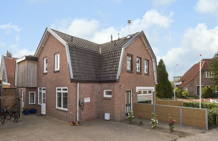 Backerstraat 18