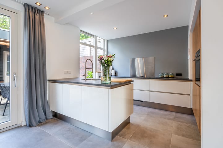 Foto 10 van Tobias Asserstraat 12