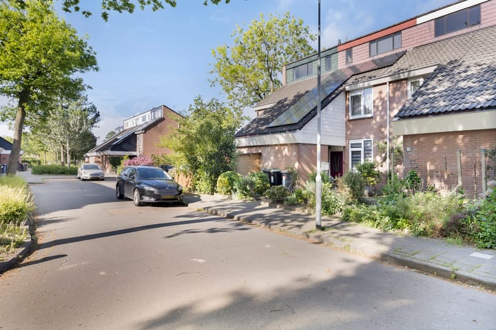 Foto 27 van Meidoornlaan 5