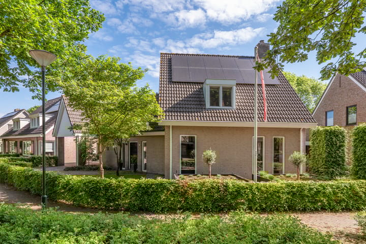 Photo 1 of Eikenbeemd 12