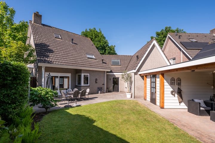 Photo 38 of Eikenbeemd 12