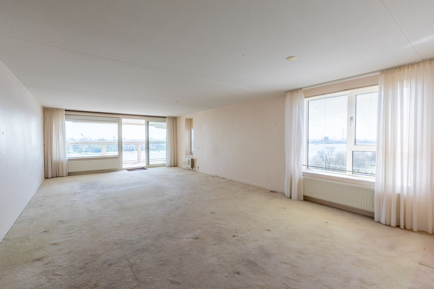 Foto 4 van Maasboulevard 64