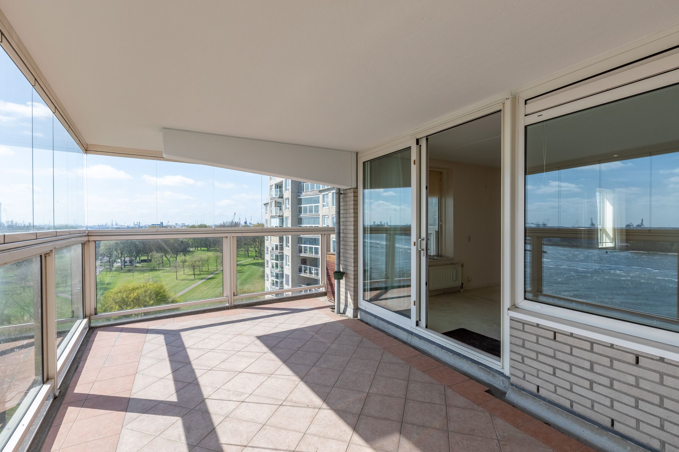 Foto 6 van Maasboulevard 64