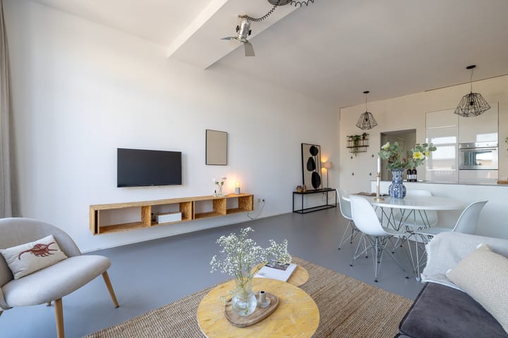 Photo 8 of Benthuizerstraat 60-B