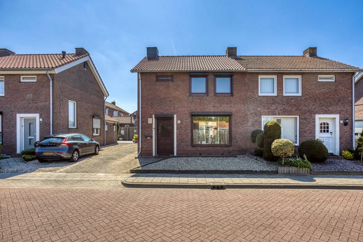 Foto 4 van St.Luciaweg 8