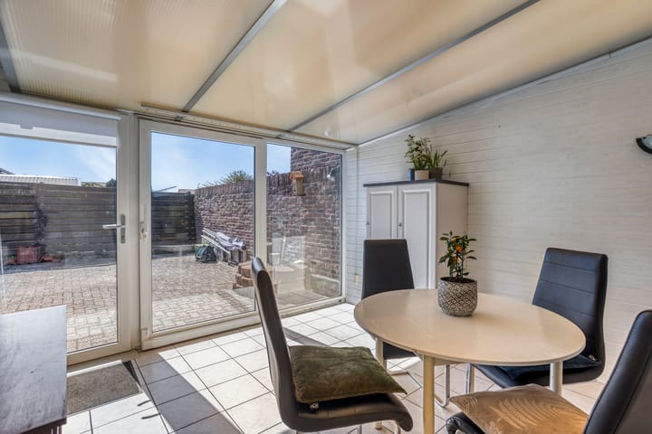 Foto 19 van St.Luciaweg 8