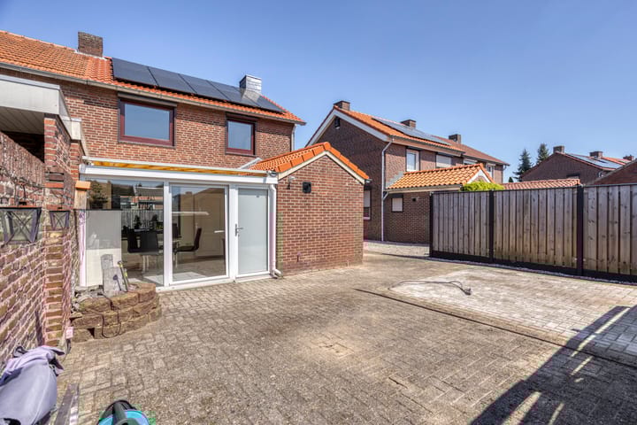 Foto 32 van St.Luciaweg 8