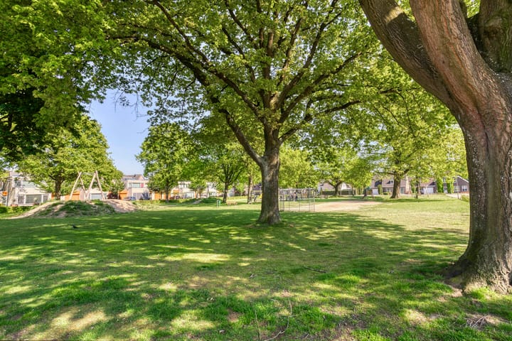 Foto 35 van St.Luciaweg 8