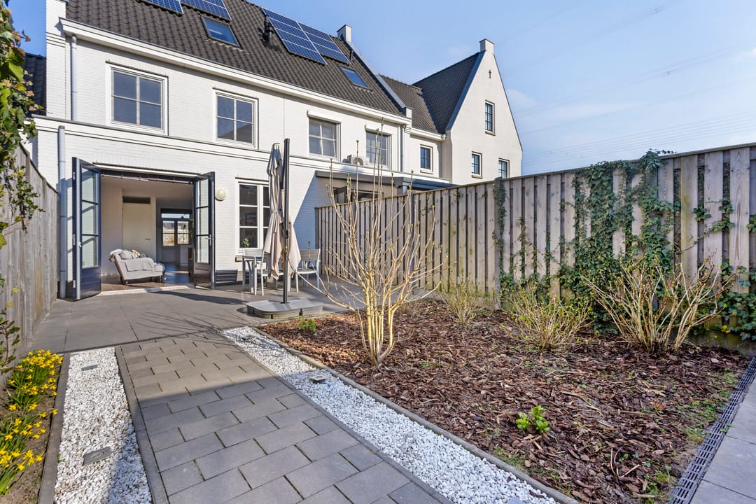 Foto 2 van Mommersdonk 24