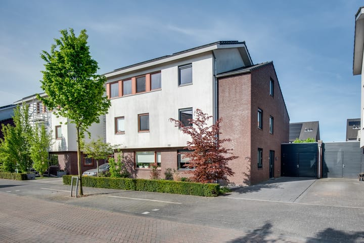 Foto 1 van Calandostraat 21