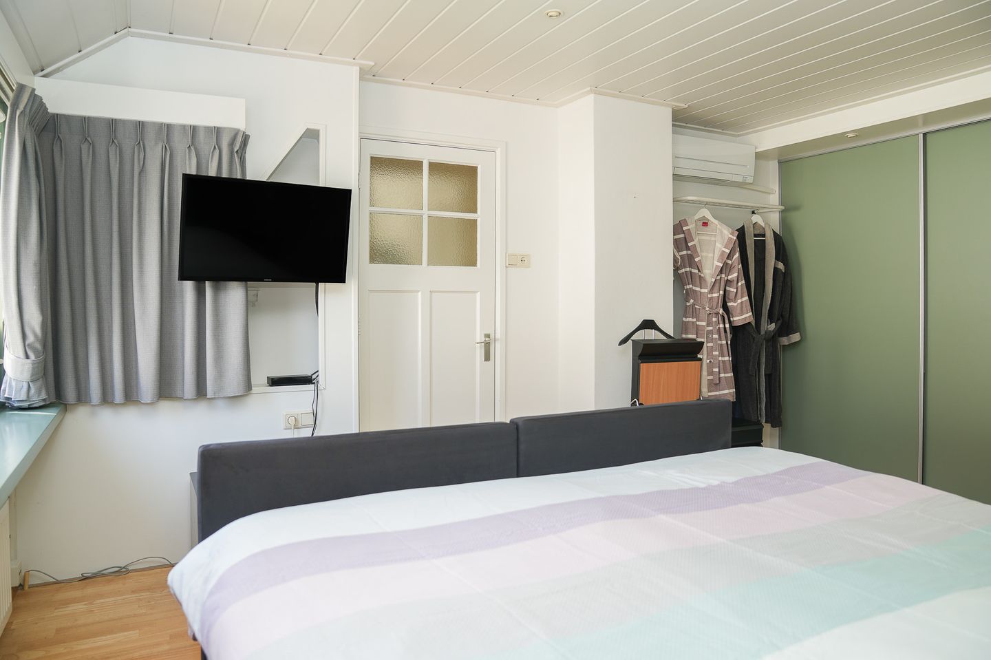 Foto 20 van Lijnbaanstraat 12