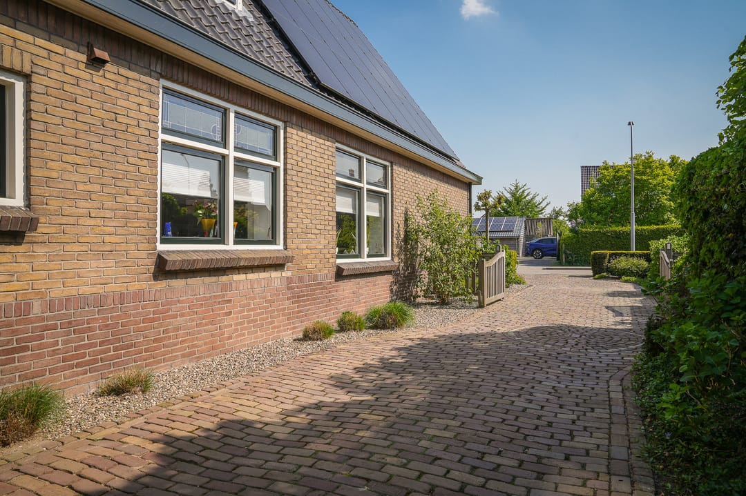 Foto 31 van Lijnbaanstraat 12