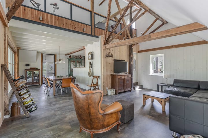 Foto 10 van Middenweg 156