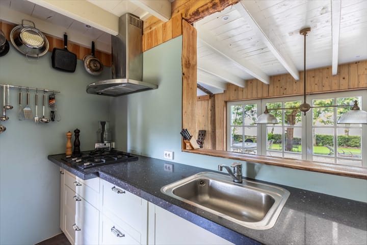 Foto 18 van Middenweg 156