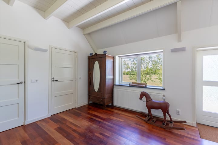 Foto 22 van Middenweg 156