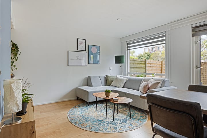 Photo 2 of Werkendamstraat 17