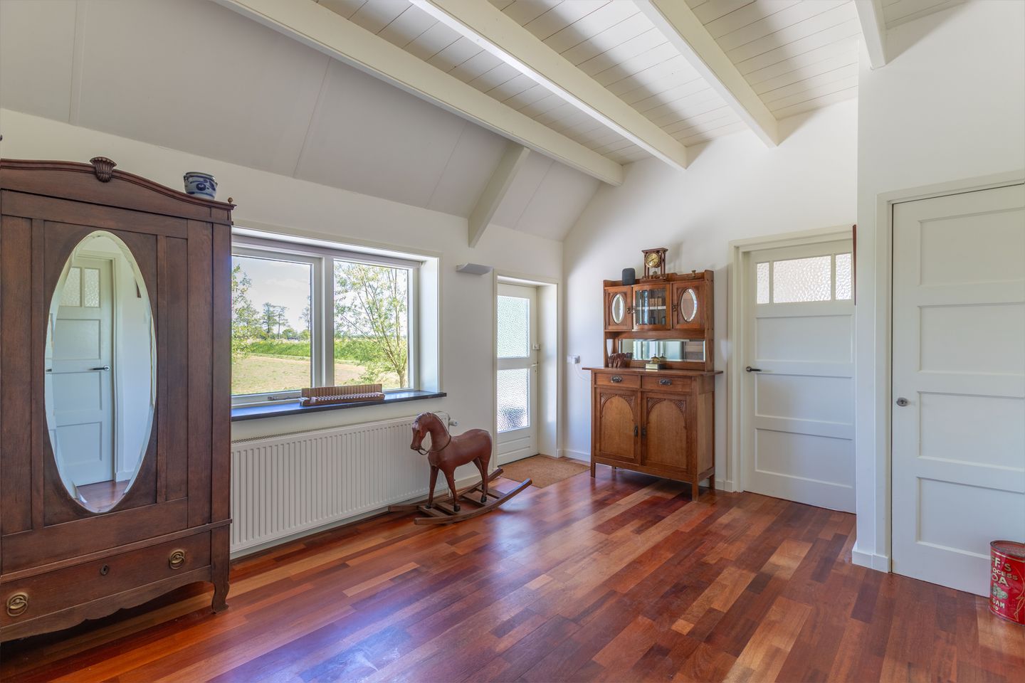 Foto 25 van Middenweg 156