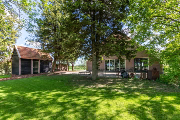 Foto 32 van Middenweg 156