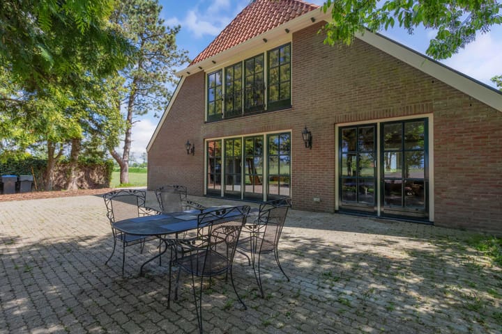 Foto 33 van Middenweg 156